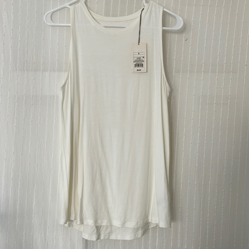 New with tags cream tank